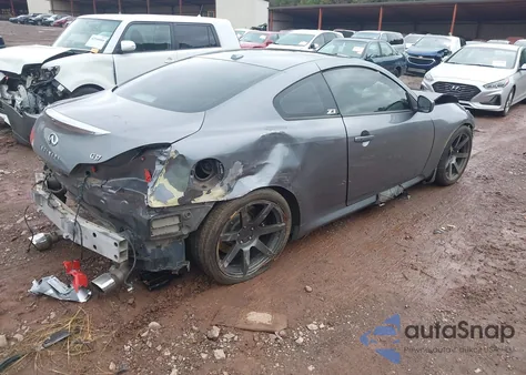 2011 Infiniti G37 Journey z USA, uszkodzony, nr VIN JN1CV6EK9BM212471